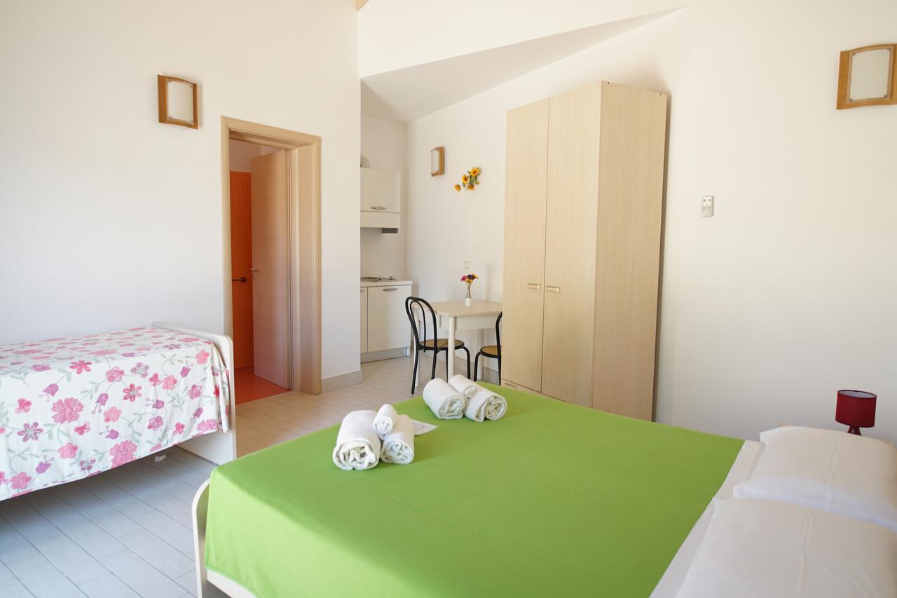 ウッジャーノ・ラ・キエーザ Il Giardino Del Tiglio Bed & Breakfast エクステリア 写真